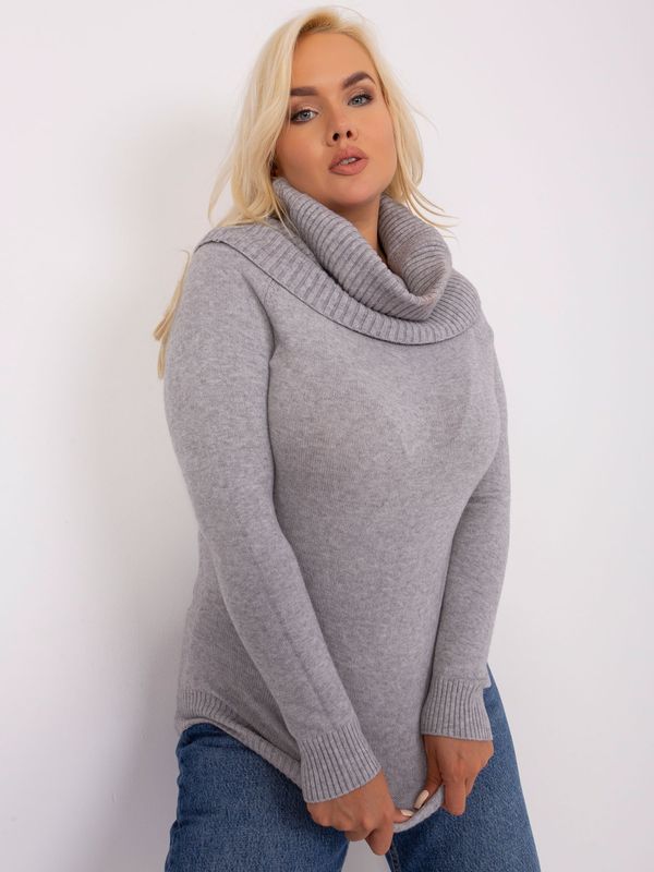 Fashionhunters A plus-size gray sweater with a flowing turtleneck