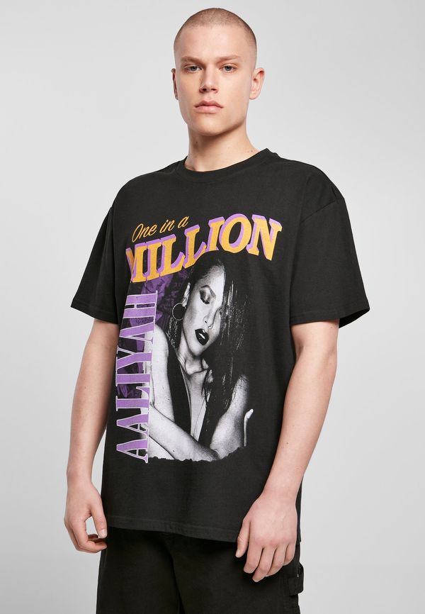 MT Upscale Aaliyah One In A Million Oversize T-Shirt Black