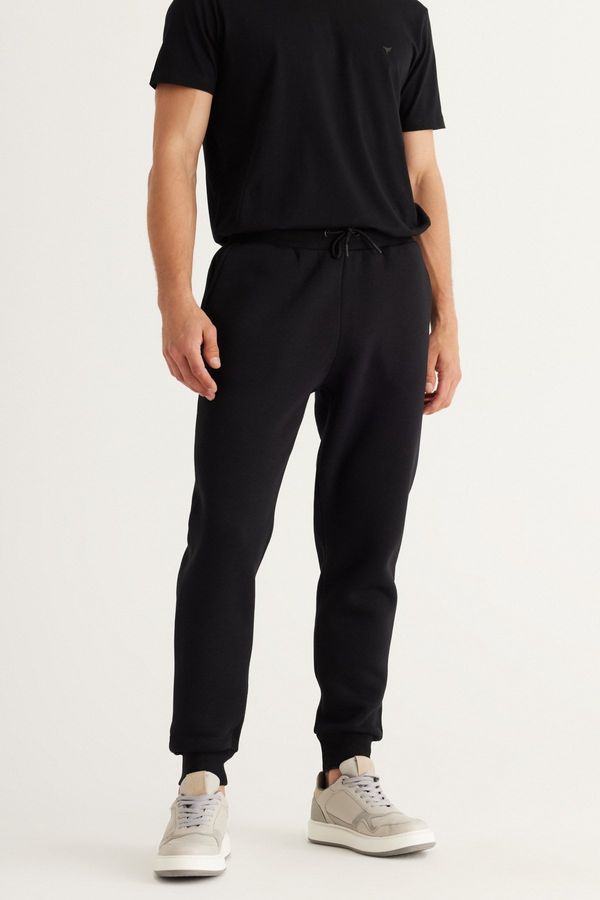 AC&Co / Altınyıldız Classics AC&Co / Altınyıldız Classics Men's Black Standard Fit Regular Cut 3 Thread Yarn Inner Fleece Cotton Comfortable Sweatpants.