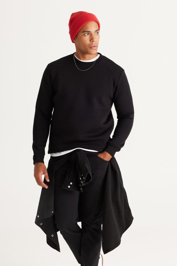 AC&Co / Altınyıldız Classics AC&Co / Altınyıldız Classics Men's Black Standard Fit Regular Cut Inner Fleece 3 Threads Crew Neck Cotton Sweatshirt.