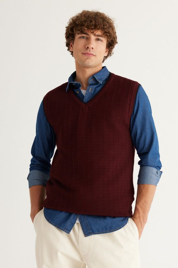 AC&Co / Altınyıldız Classics AC&Co / Altınyıldız Classics Men's Burgundy Standard Fit Normal Cut V-Neck Cotton Knitwear Sweater