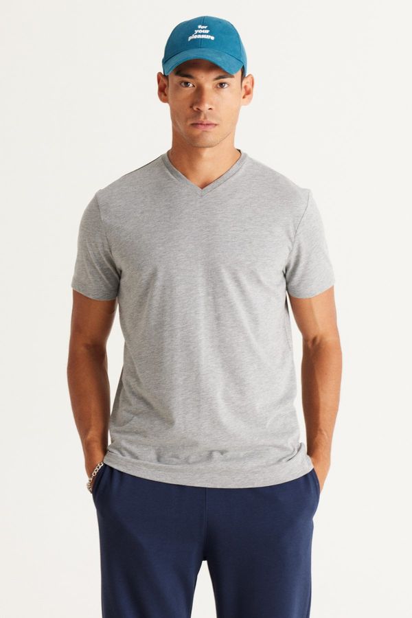 AC&Co / Altınyıldız Classics AC&Co / Altınyıldız Classics Men's Dark Gray Melange Cotton Slim Fit Slim Fit V-neck Short Sleeved T-Shirt.