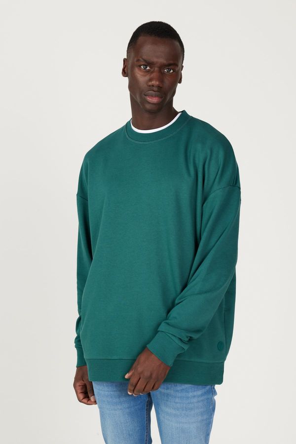 AC&Co / Altınyıldız Classics AC&Co / Altınyıldız Classics Men's Dark Green Oversize Wide Fit 3 Thread Crew Neck Cotton Sweatshirt