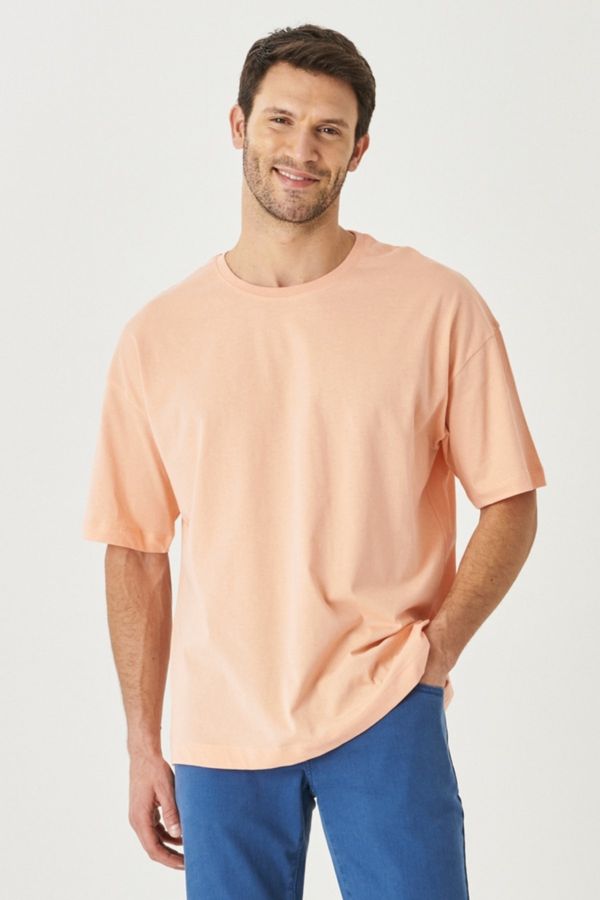 AC&Co / Altınyıldız Classics AC&Co / Altınyıldız Classics Men's Dried Rose Pink Oversize Loose Fit, Crew Neck 100% Cotton T-Shirt.