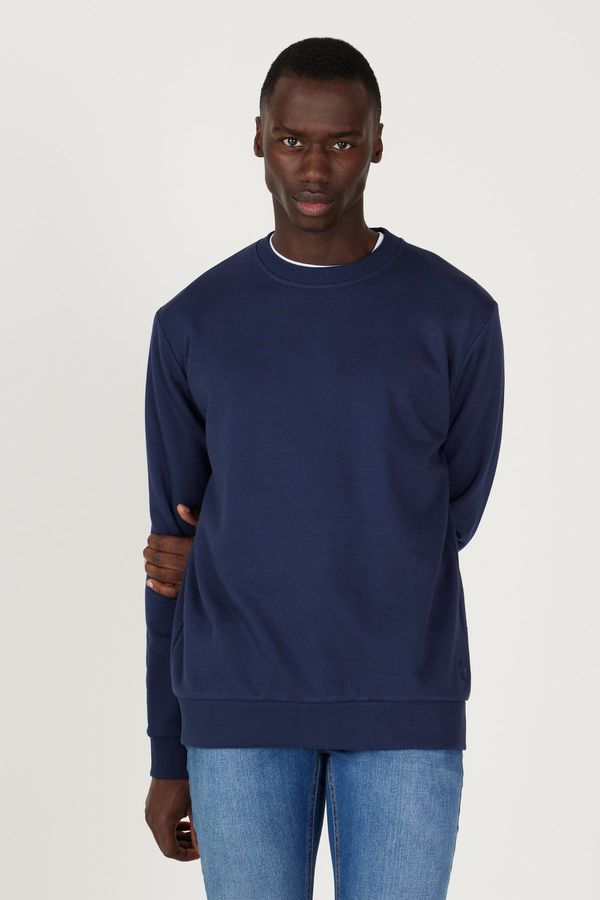 AC&Co / Altınyıldız Classics AC&Co / Altınyıldız Classics Men's Navy Blue Standard Fit Regular Fit Crew Neck 3 Thread Cotton Sweatshirt