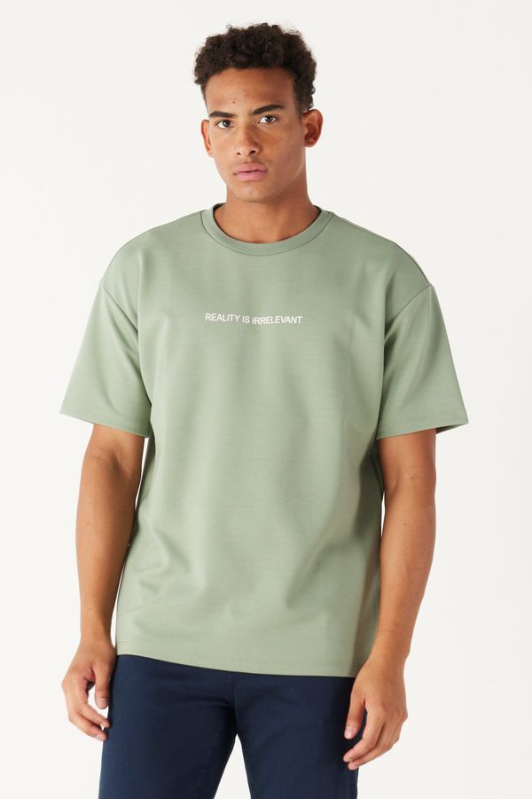 AC&Co / Altınyıldız Classics AC&Co / Altınyıldız Classics Men's Stone Green Boxy Fit Crew Neck Short Sleeve Sweatshirt.