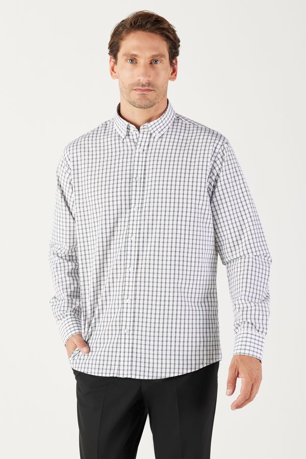 AC&Co / Altınyıldız Classics AC&Co / Altınyıldız Classics Men's White-Black Comfort Fit Comfortable Cut Buttoned Collar Cotton Check Shirt.