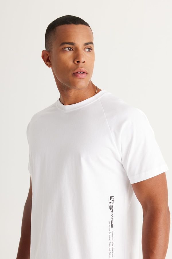 AC&Co / Altınyıldız Classics AC&Co / Altınyıldız Classics Men's White Loose Fit Crew Neck Printed 100% Cotton T-Shirt.