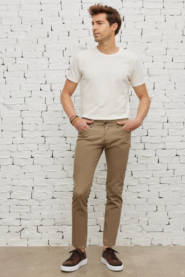 ALTINYILDIZ CLASSICS ALTINYILDIZ CLASSICS Men's Beige Slim Fit Slim Fit 5 Pockets Dobby Flexible Trousers.