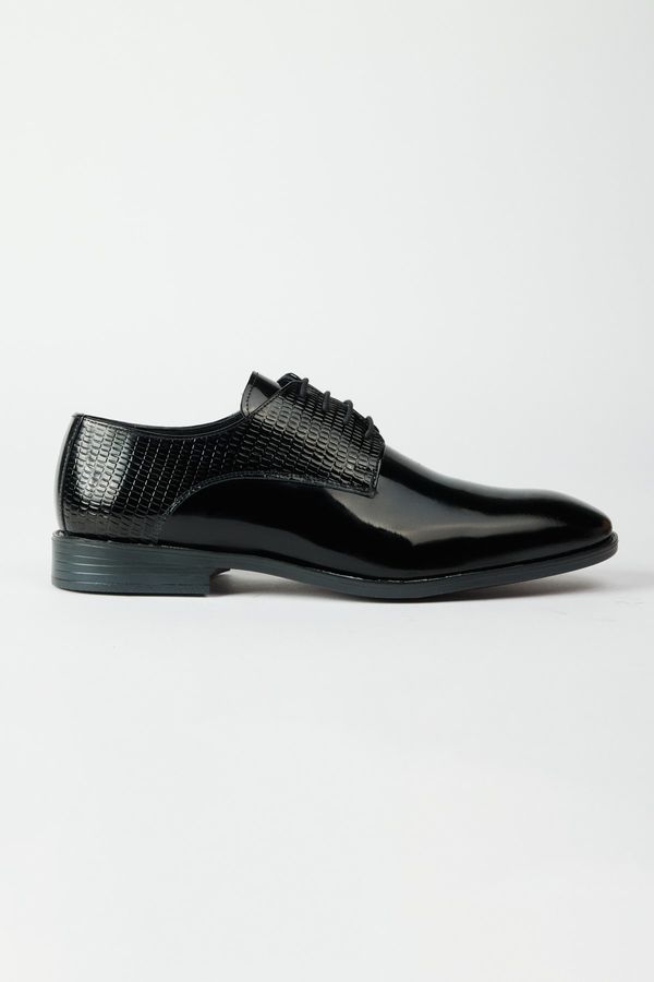 ALTINYILDIZ CLASSICS ALTINYILDIZ CLASSICS Men's Black 100% Leather Classic Patent Leather Shoes.