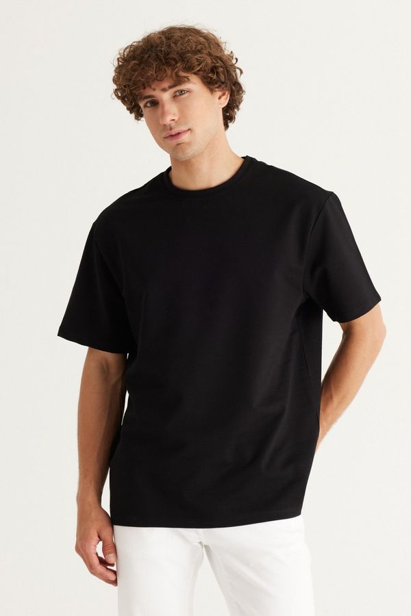 ALTINYILDIZ CLASSICS ALTINYILDIZ CLASSICS Men's Black Comfort Fit Comfortable Cut, Crew Neck Cotton T-Shirt.