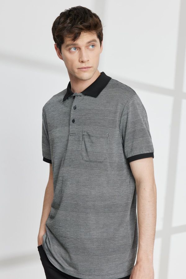 ALTINYILDIZ CLASSICS ALTINYILDIZ CLASSICS Men's Black Comfort Fit Comfortable Cut Polo Neck Jacquard T-Shirt.