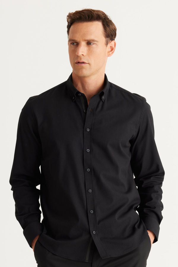 ALTINYILDIZ CLASSICS ALTINYILDIZ CLASSICS Men's Black Slim Fit Slim Fit Buttoned Collar Cotton Gabardine Shirt.