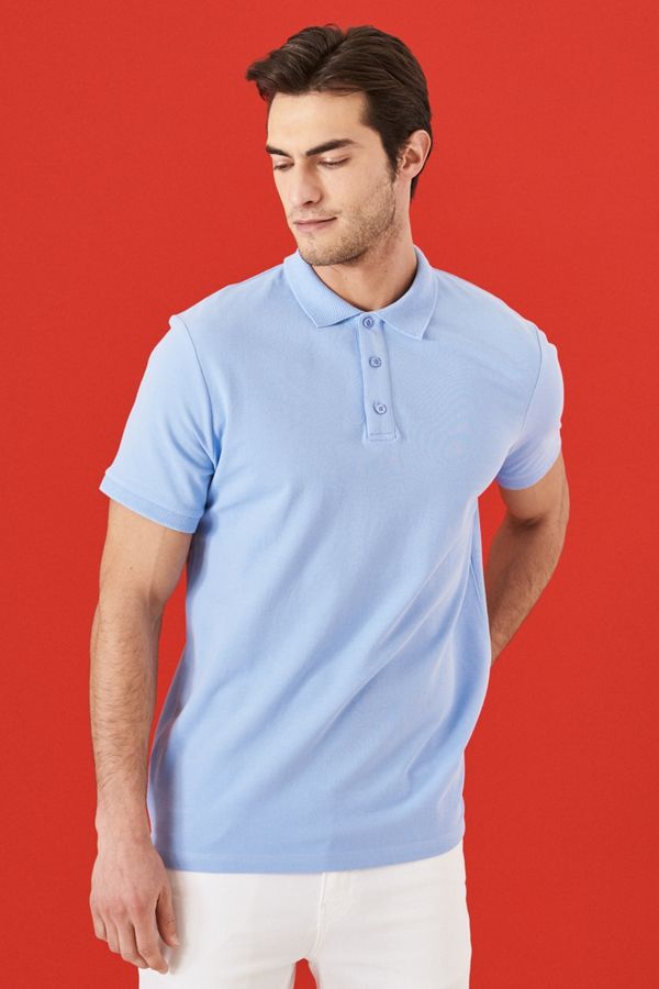 ALTINYILDIZ CLASSICS ALTINYILDIZ CLASSICS Men's Light Blue 100% Cotton Roll-Up Collar Slim Fit Slim Fit Polo Neck Short Sleeved T-Shirt.