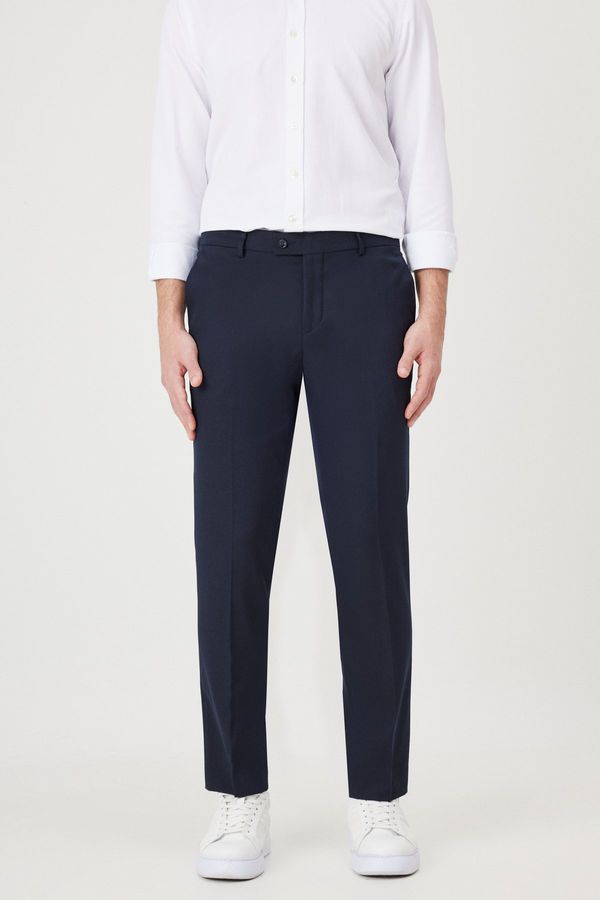 ALTINYILDIZ CLASSICS ALTINYILDIZ CLASSICS Men's Navy Blue Regular Fit, Normal Cut, Flexible Trousers with Side Pockets.