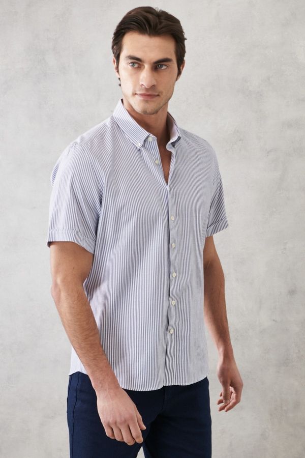 ALTINYILDIZ CLASSICS ALTINYILDIZ CLASSICS Men's White-Navy Blue Slim Fit Slim Fit Button-down Collar Striped Shirt