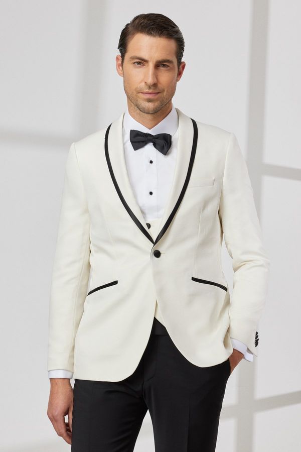 ALTINYILDIZ CLASSICS ALTINYILDIZ CLASSICS Men's White Slim Fit Slim Fit Shawl Collar Dobby Vest Tuxedo Suit