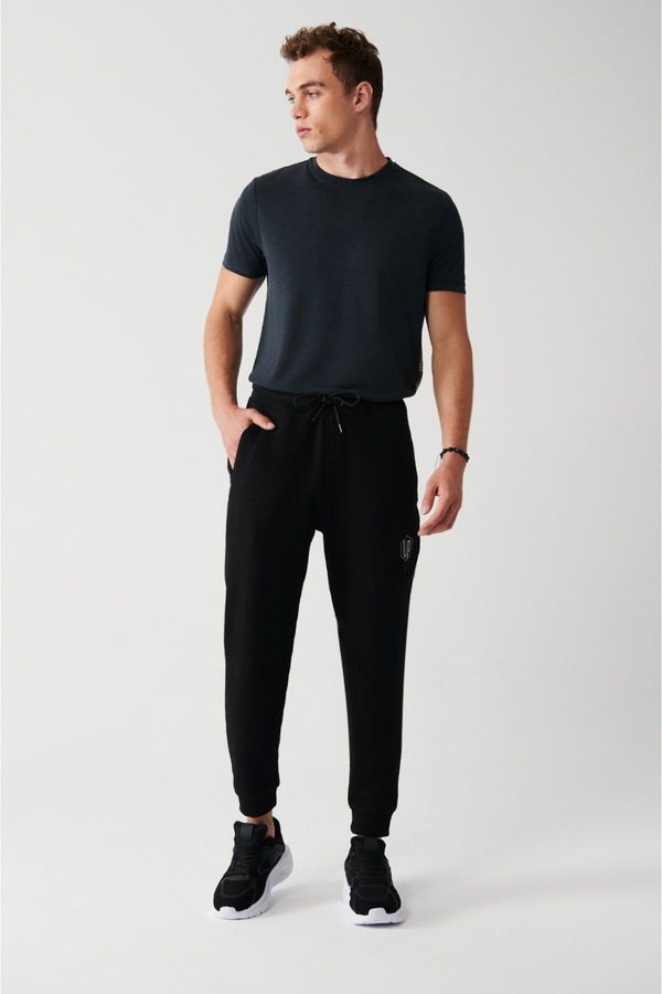 Avva Avva Men's Black Black Lace-up Waist Elasticized Cotton Breathable Standard Fit Regular Cut Jogger Tracksuit