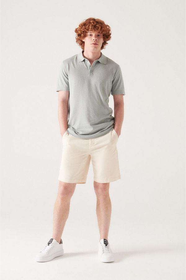 Avva Avva Men's Cream Textured Cotton Shorts