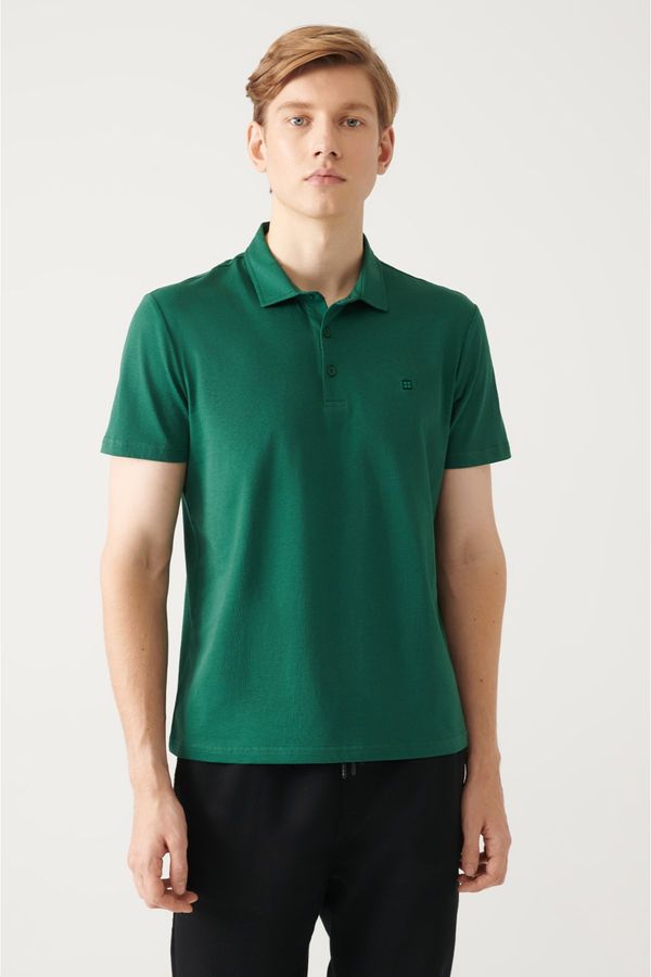 Avva Avva Men's Green 100% Cotton Standard Fit Normal Cut 3 Buttons Anti-roll Polo T-shirt