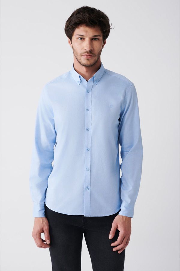 Avva Avva Men's Light Blue Oxford 100% Cotton Buttoned Collar Standard Fit Regular Fit Shirt