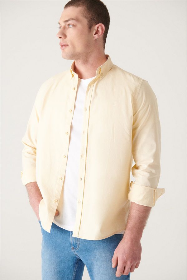 Avva Avva Men's Light Yellow Oxford 100% Cotton Buttoned Collar Standard Fit Regular Fit Shirt