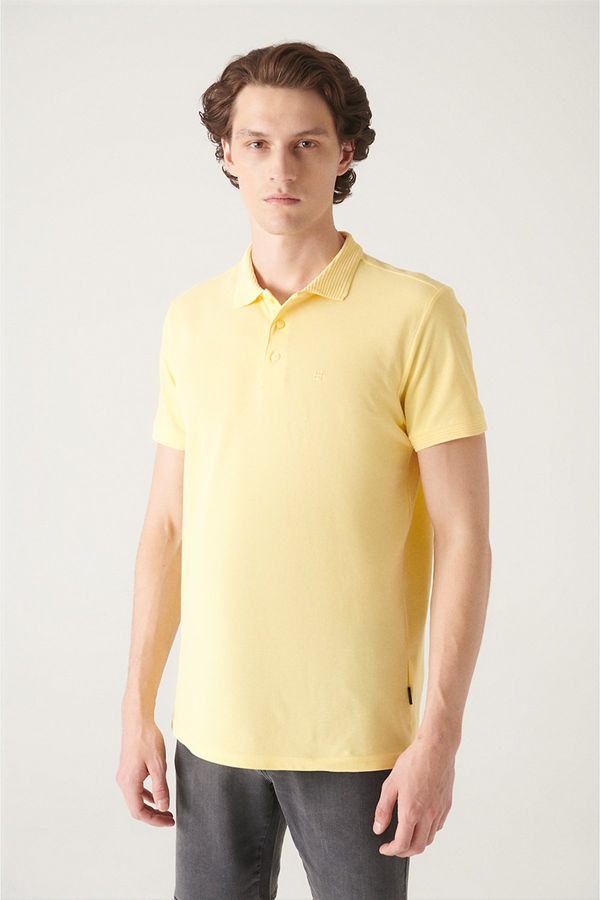 Avva Avva Men's Yellow 100% Egyptian Cotton Regular Fit 3 Button Polo Neck T-shirt