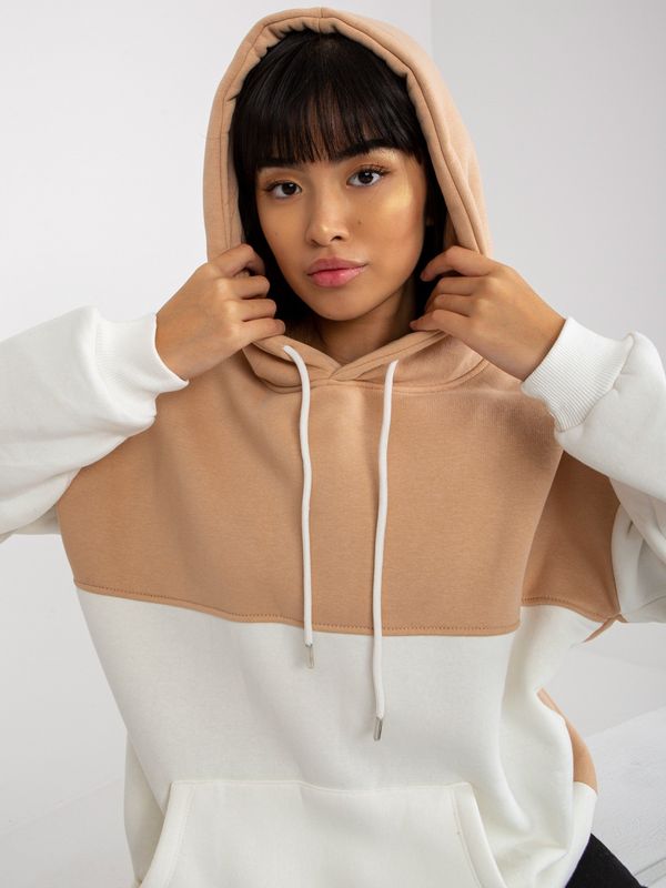 Fashionhunters Basic beige and ecru hoodie RUE PARIS