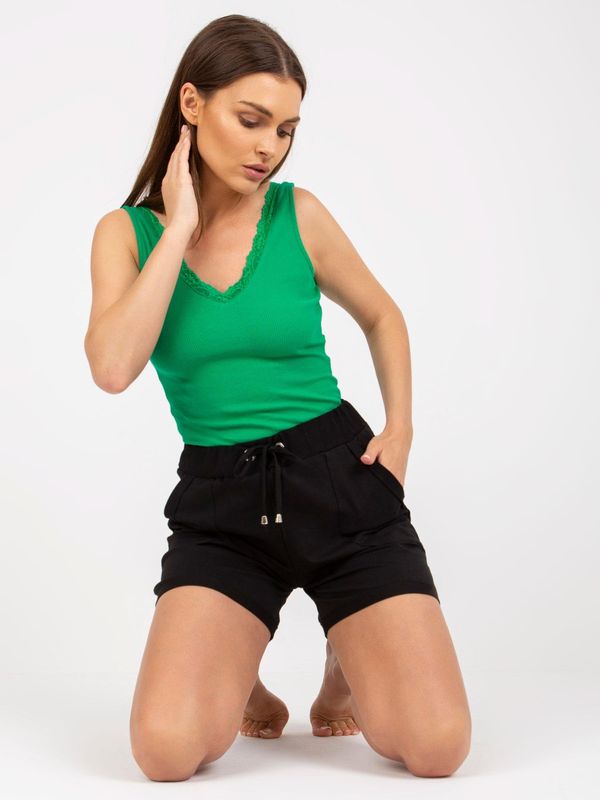 Fashionhunters Basic black cotton shorts with pockets