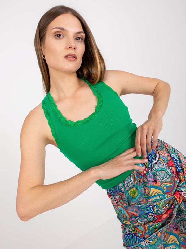 Fashionhunters Basic green ribbed summer top RUE PARIS