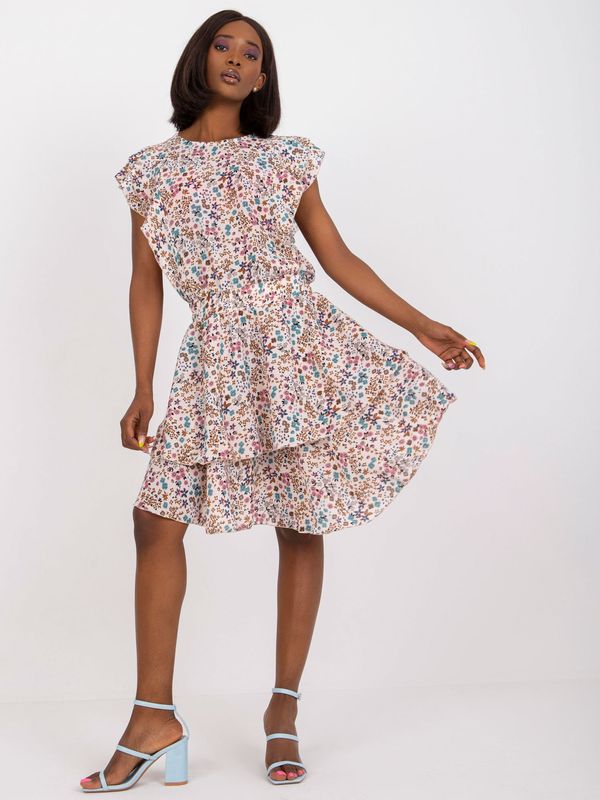 Fashionhunters Beige dress with frills and floral print ZULUNA