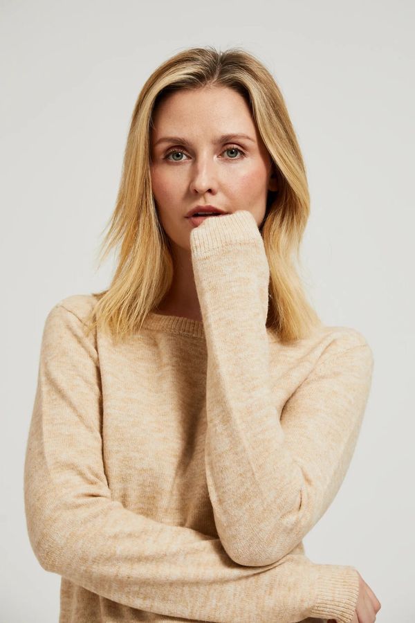 Moodo Beige sweater with a round neckline and waist tie