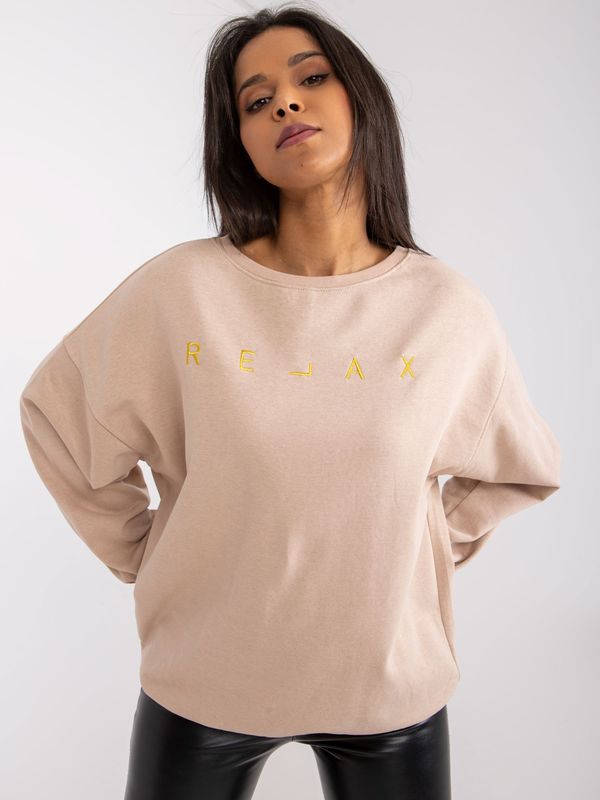 Fashionhunters Beige women's sweatshirt with Damiette inscription