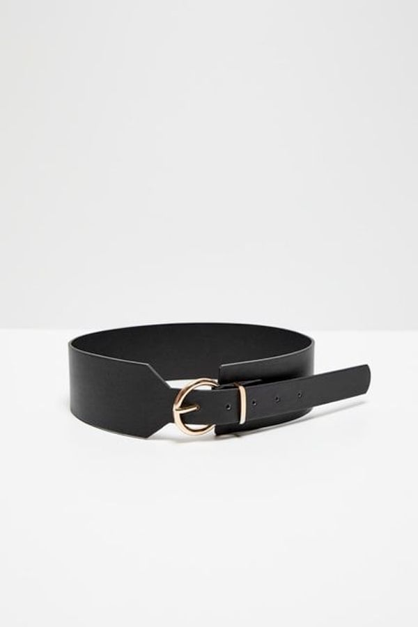 Moodo Belt with gold buckle