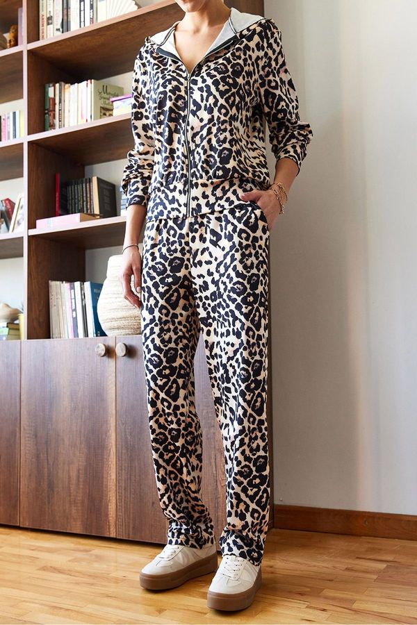 Bianco Lucci Bianco Lucci Leopard Patterned Top and Bottom Set Mbms046