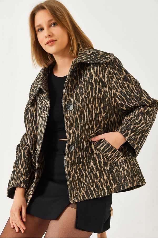 Bianco Lucci Bianco Lucci Women's Bat Sleeve Leopard Print Lined Stamp Jacket