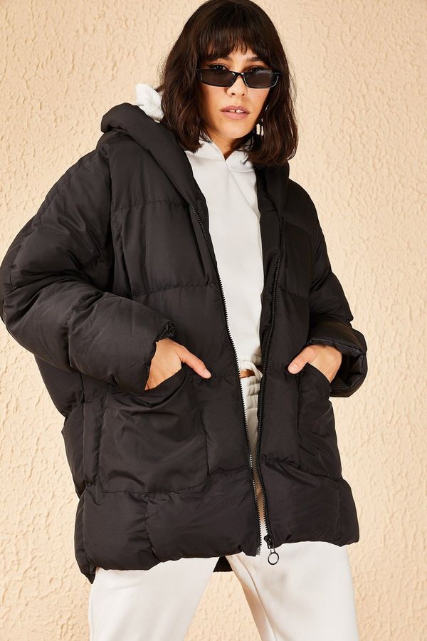 Bianco Lucci Bianco Lucci Women's Black Oversized Down Coat with Large Double Pockets Hooded