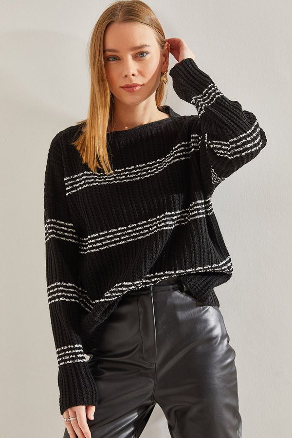 Bianco Lucci Bianco Lucci Women's Crew Neck Patterned Knitwear Sweater