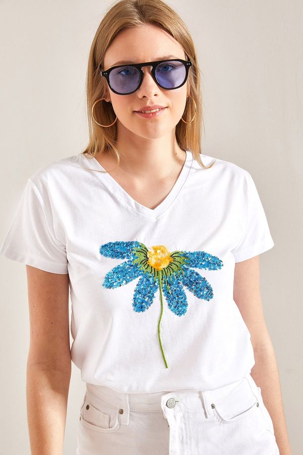 Bianco Lucci Bianco Lucci Women's Daisy Embroidered Tshirt
