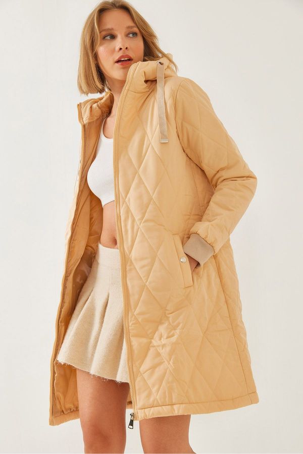 Bianco Lucci Bianco Lucci Women's Diamond Patterned Hooded Coat 5138