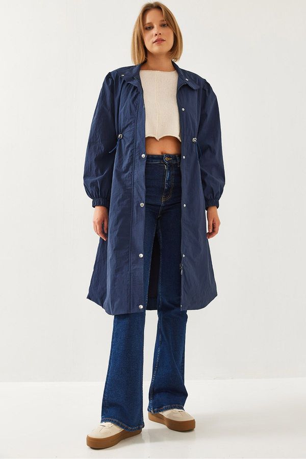 Bianco Lucci Bianco Lucci Women's Elastic Waist Long Raincoat 5939