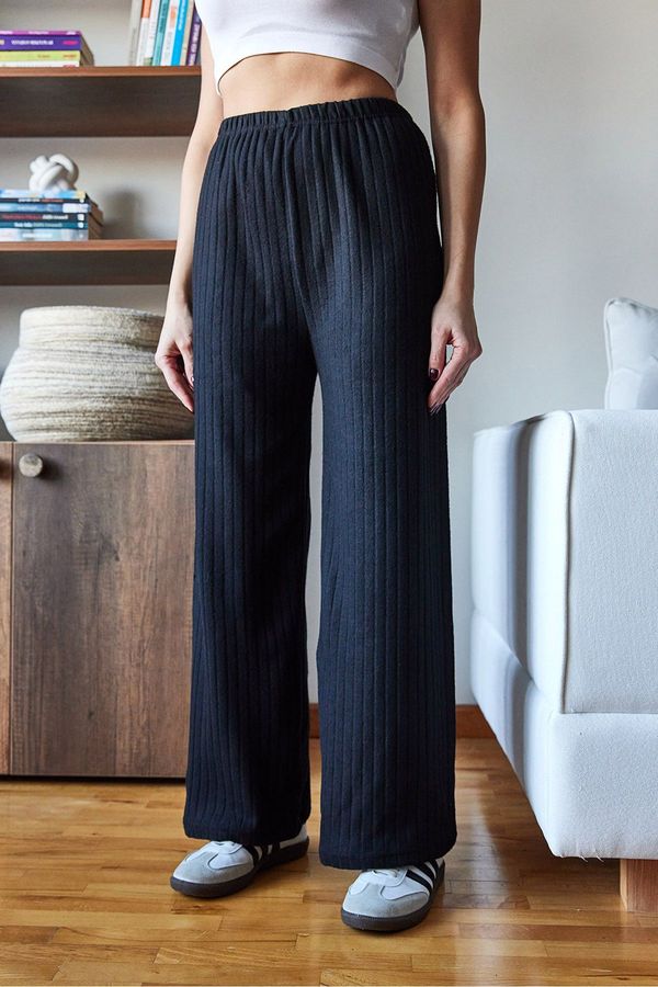 Bianco Lucci Bianco Lucci Women's Elastic Waist Palazzo Trousers 0199