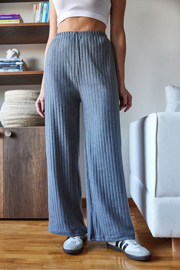 Bianco Lucci Bianco Lucci Women's Elastic Waist Palazzo Trousers 0199