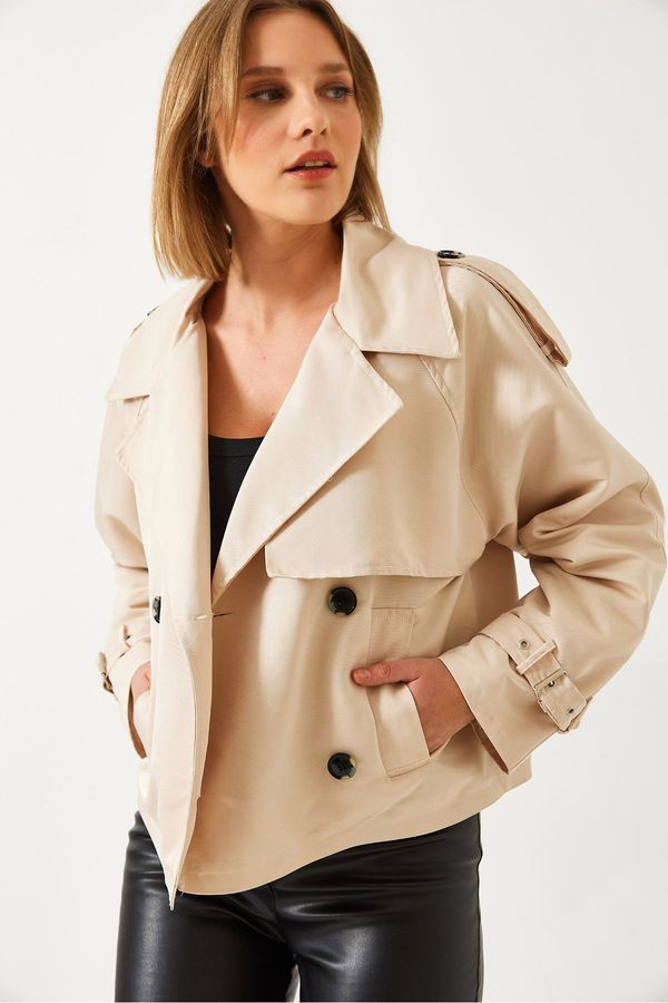 Bianco Lucci Bianco Lucci Women's Epaulette Detailed Pocketed Short Trench Coat 2462