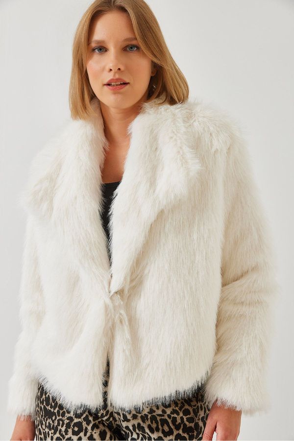 Bianco Lucci Bianco Lucci Women's Fur Lined Coat 5186