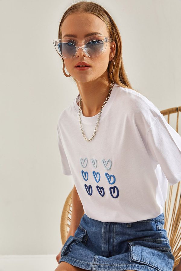 Bianco Lucci Bianco Lucci Women's Heart Printed Tshirt