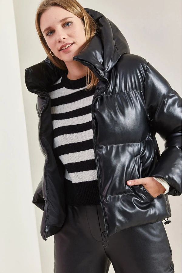 Bianco Lucci Bianco Lucci Women's Hooded Leather Down Jacket with Pockets