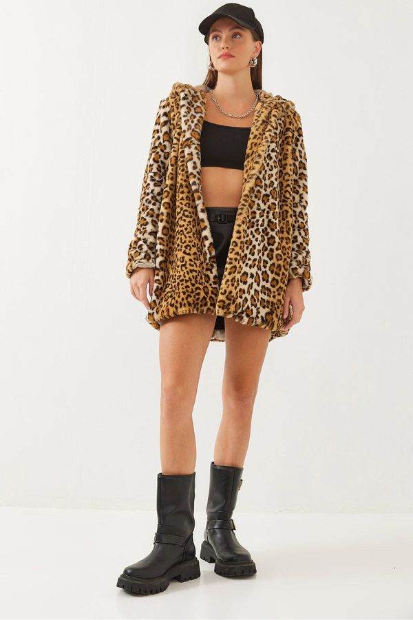 Bianco Lucci Bianco Lucci Women's Hooded Leopard Patterned Fur 2457