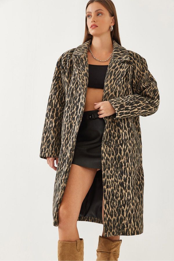 Bianco Lucci Bianco Lucci Women's Leopard Patterned Double Breasted Cashmere Coat 2479