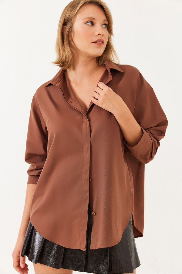 Bianco Lucci Bianco Lucci Women's Loose Cut Basic Shirt